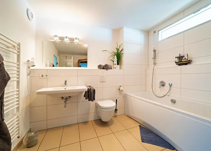 3-zi-fewo Brigantine 33 By Seeblick Ferien Oro, Wasserblick,sauna Lägenhet